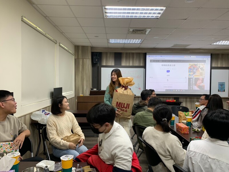 【Activity】Christmas gift-exchange party (2024/12/25)Image