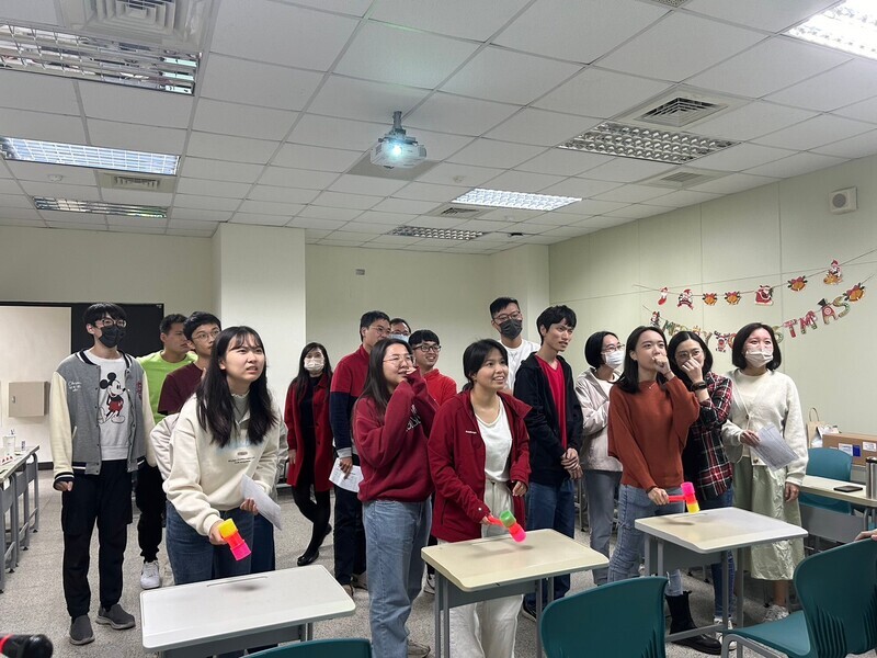 【Activity】Christmas gift-exchange party (2023/12/28)Image