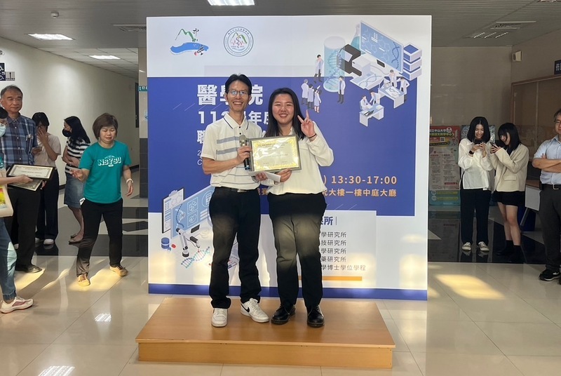silver awardImage